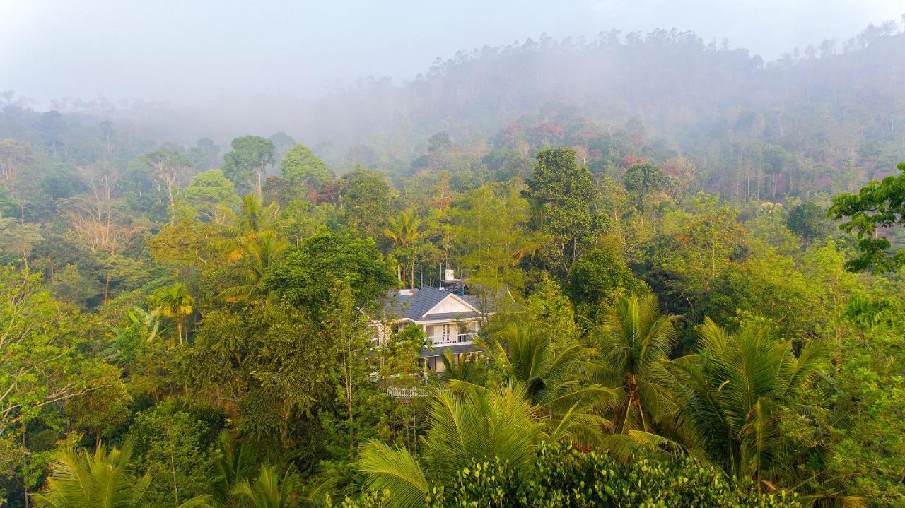 Alencherry Plantation Homestay Thekkady Exterior photo